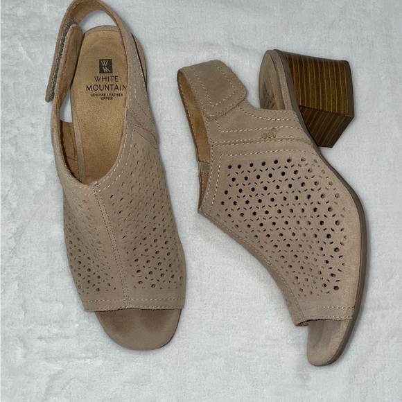 NWOT Sz 9 Taupe Beige Tan Velcro Low Heel Mule Clog Soft White Mountain Leather​ - Picture 5 of 8